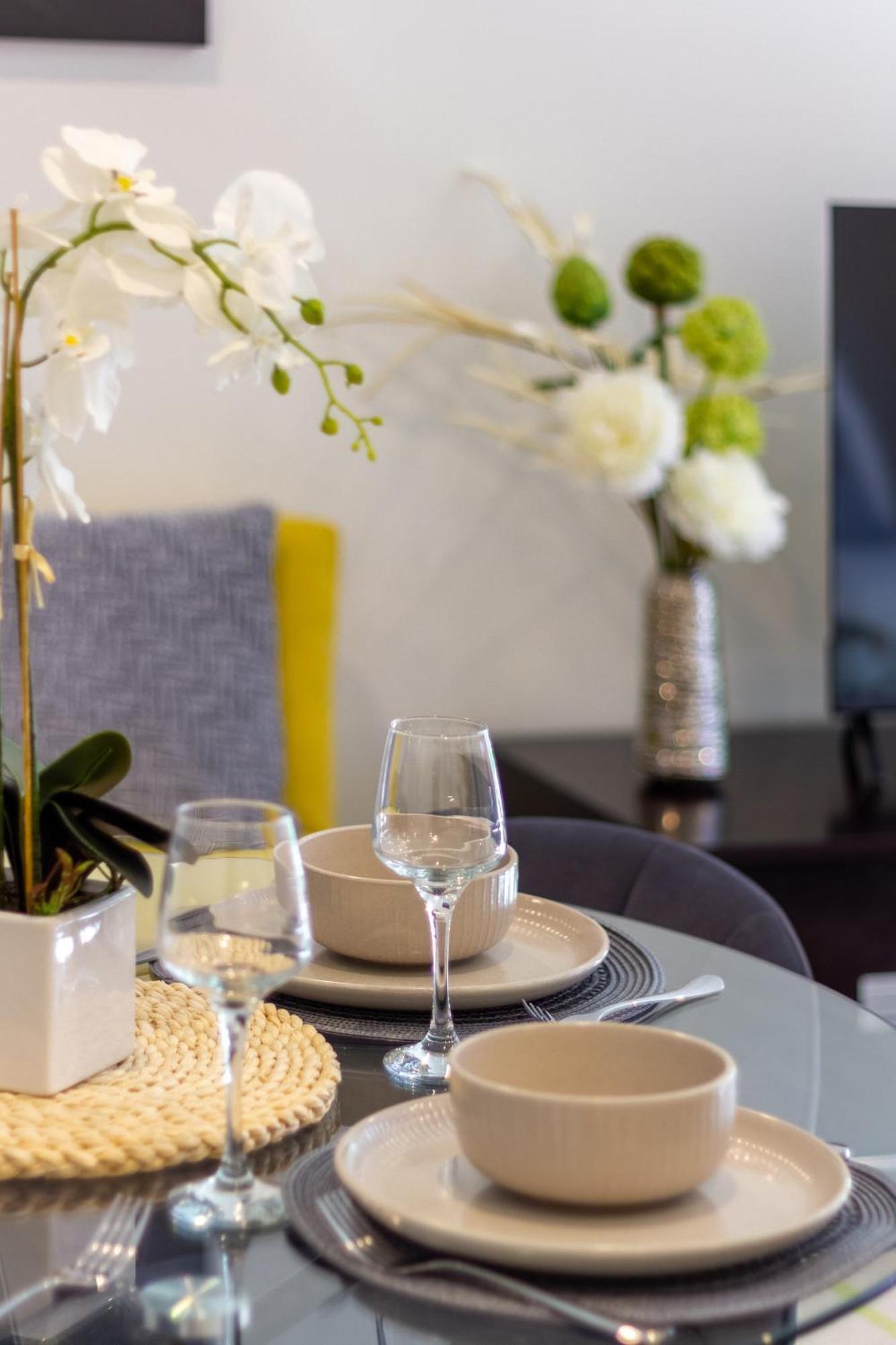 Central Escape On Cashel Street 2 Bed 2 Bath Christchurch Exterior foto